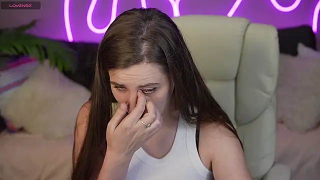 Snapshot of ValeryMurr chatting on 10-07-25, 06:38 ValeryMurr online show from 10-07-25, 06:38