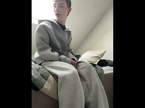 Snapshot of colar55x chatting on 02-18-26, 02:24 colar55x online show from 02-18-26, 02:24