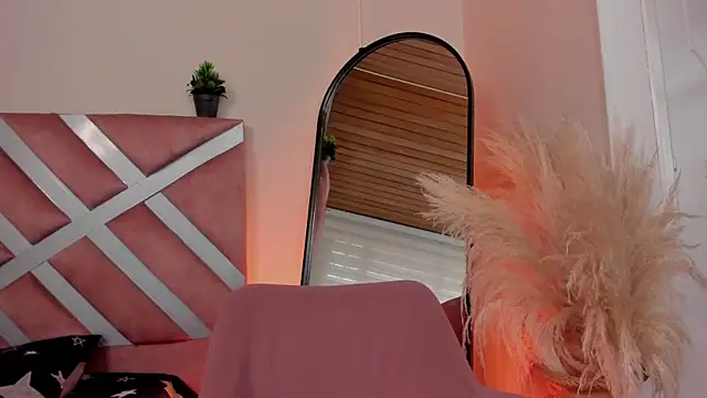 viol collins   online show from 12-20-25, 07:10