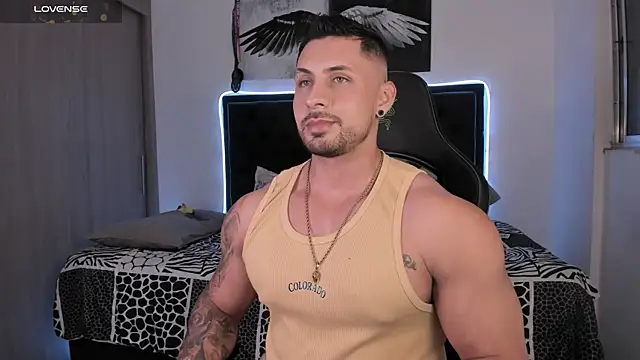 santi aesthetic online show from 06-05-26, 06:52