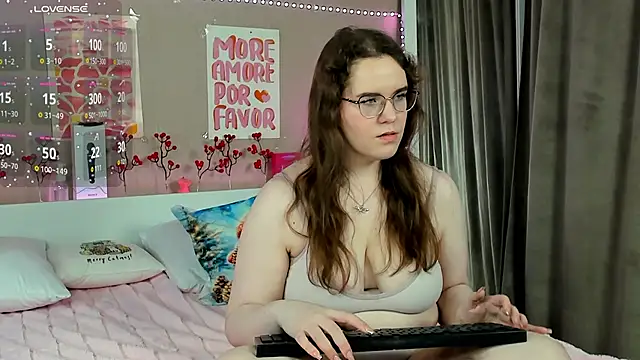 Kristy na online show from 02-06-26, 02:05