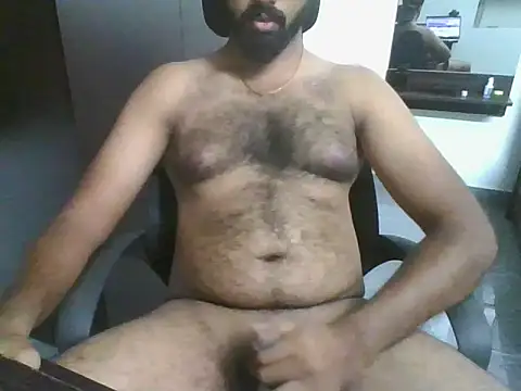 lovelyakash69 online show from 10-07-25, 11:51