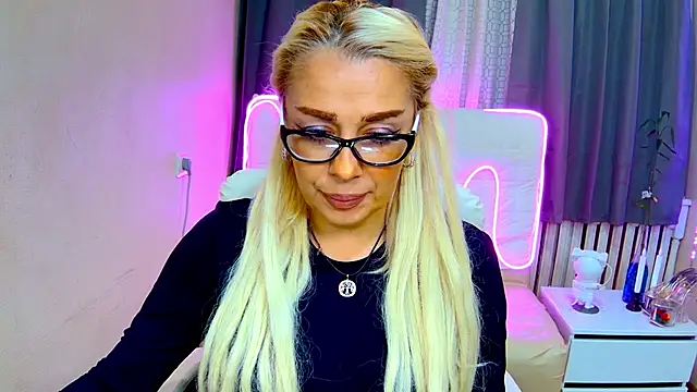 KatrinaCharm online show from 09-11-25, 06:13