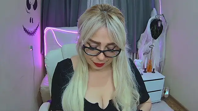 KatrinaCharm online show from 10-15-25, 06:57