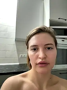 TesssaHart online show from 11-20-25, 08:08