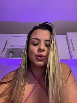 Snapshot of Patyyyy chatting on 05-31-26, 01:36 Patyyyy online show from 05-31-26, 01:36