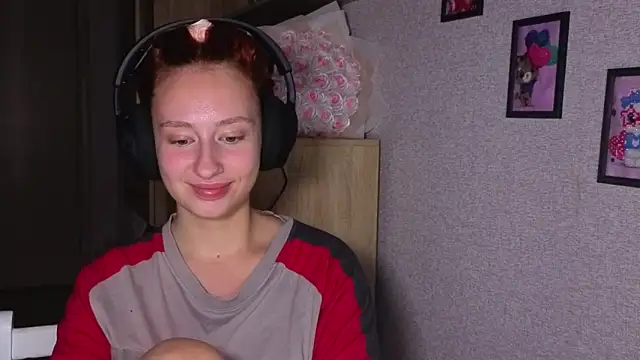 Snapshot of kristi_ginger chatting on 09-08-25, 11:48 kristi ginger online show from 09-08-25, 11:48