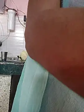 Desi Bhabi 01 online show from 02-16-26, 04:19