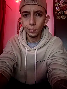 Snapshot of Chris__Jones chatting on 10-13-25, 12:54 Chris Jones online show from 10-13-25, 12:54