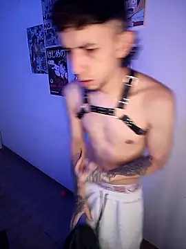 Snapshot of Chris__Jones chatting on 01-10-26, 09:30 Chris Jones online show from 01-10-26, 09:30