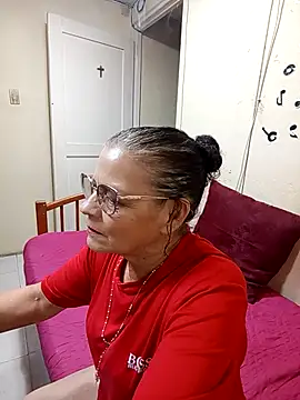 katrina perez online show from 11-09-25, 08:40