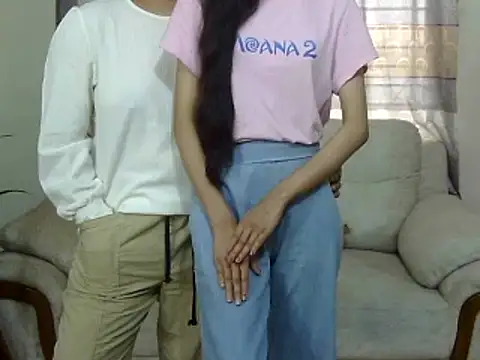 Snapshot of SistersLove3 chatting on 03-20-25, 04:29 SistersLove3 online show from 03-20-25, 04:29