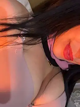 QueenLujaine online show from 03-05-26, 12:28