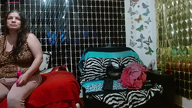 Alexandra-XXX online show from 04-14-26, 02:50