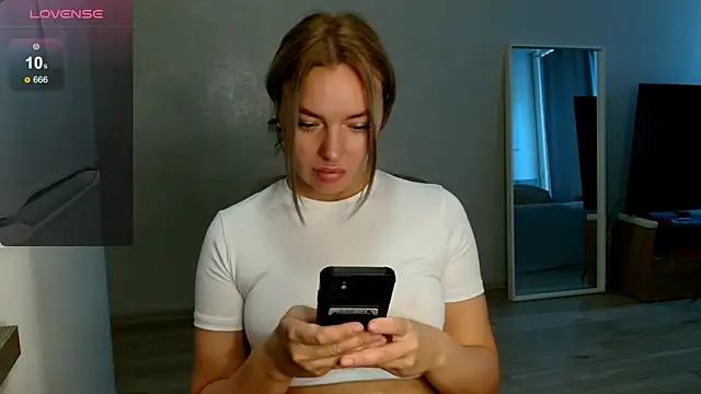 Eva   forever online show from 10-07-25, 01:25