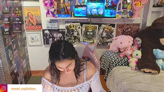 Snapshot of sweet-temptation_ chatting on 05-25-26, 03:34 sweet-temptation online show from 05-25-26, 03:34