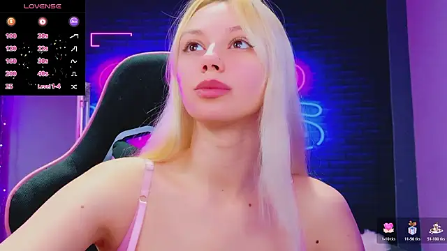 AlessiaCroft online show from 03-17-26, 05:11