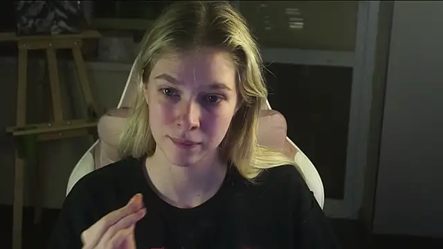 Snapshot of nethasim chatting on 03-22-25, 06:36 nethasim online show from 03-22-25, 06:36