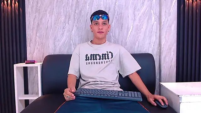 Matt Ruso online show from 09-22-25, 06:32