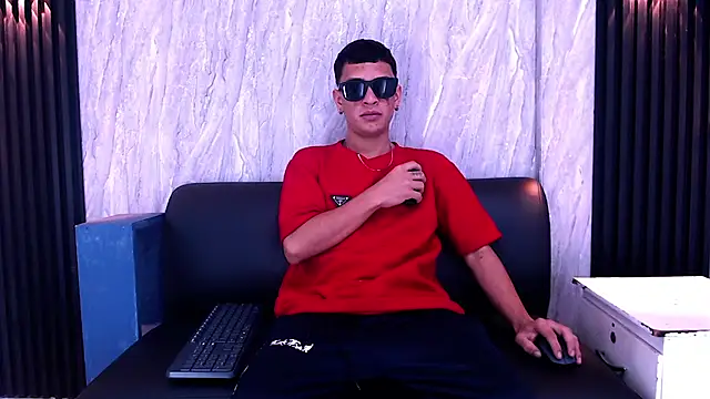 Matt Ruso online show from 10-22-25, 03:07