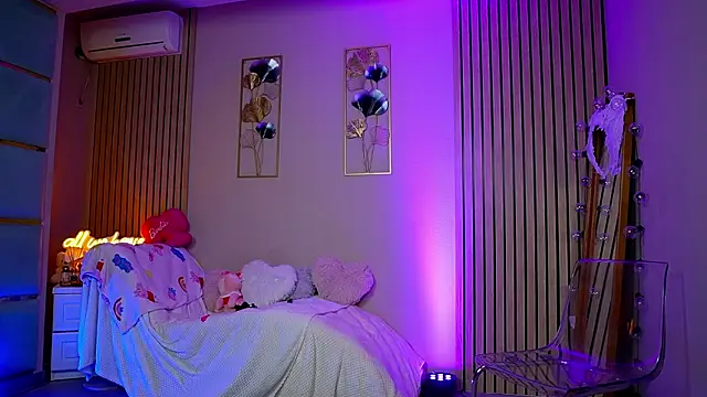 Snapshot of SabrinaJade chatting on 01-14-26, 05:24 SabrinaJade online show from 01-14-26, 05:24