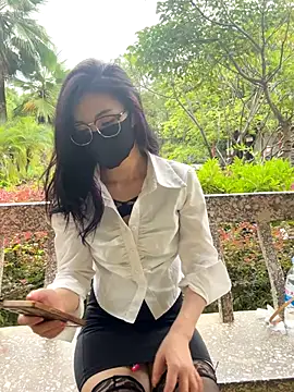 Snapshot of AiBanana chatting on 09-26-25, 06:06 AiBanana online show from 09-26-25, 06:06