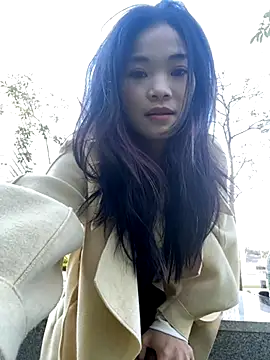 Snapshot of AiBanana chatting on 11-29-25, 08:28 AiBanana online show from 11-29-25, 08:28