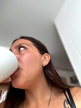 MELODY  06 online show from 09-25-25, 12:42