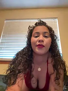 Snapshot of juzzzzzi chatting on 03-20-25, 09:35 juzzzzzi online show from 03-20-25, 09:35