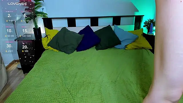 just suka online show from 09-28-25, 04:07