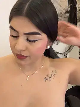 Snapshot of Kariina__69 chatting on 11-05-25, 03:28 Kariina 69 online show from 11-05-25, 03:28