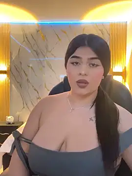 Snapshot of Kariina__69 chatting on 12-20-25, 03:13 Kariina 69 online show from 12-20-25, 03:13