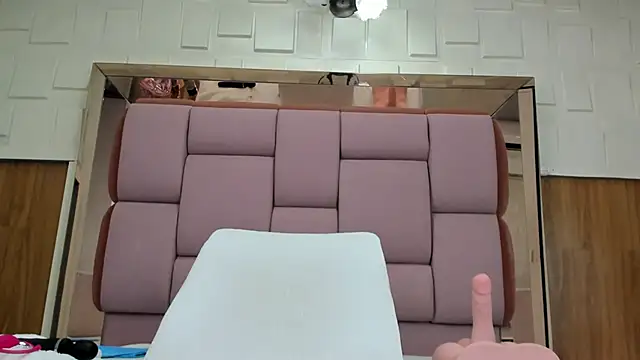 sophiaarenas online show from 01-05-26, 05:27