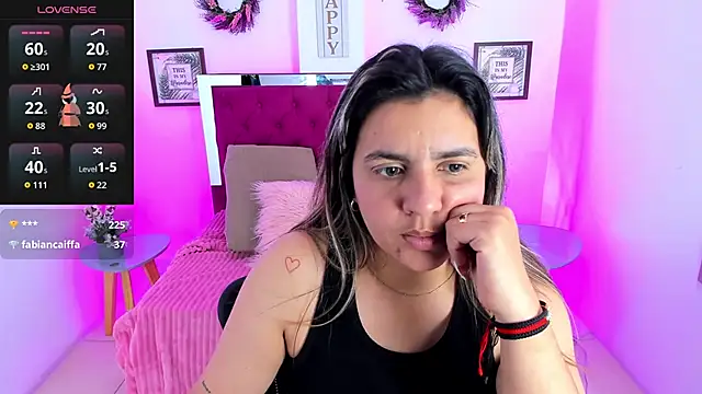 Snapshot of Isa-lox chatting on 10-08-25, 09:45 Isa-lox online show from 10-08-25, 09:45