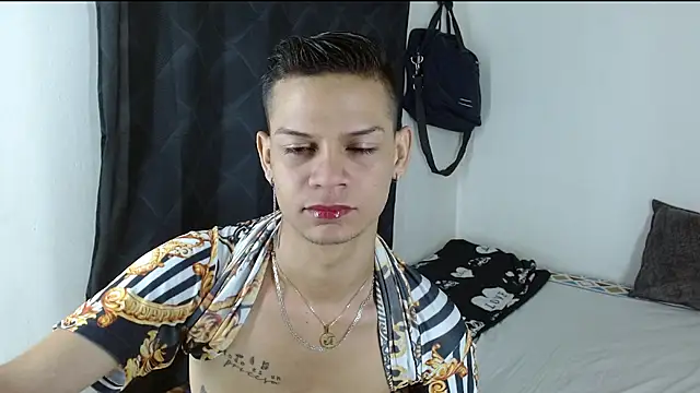 axce1 boy24 online show from 10-08-25, 12:03