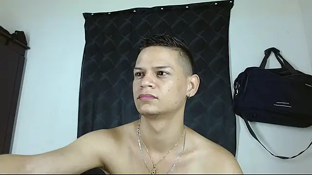 axce1 boy24 online show from 10-17-25, 12:30