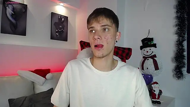 Robbin Blaze online show from 12-14-25, 05:35