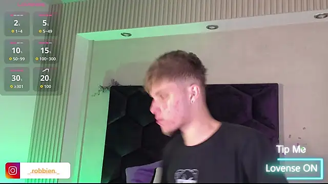 Robbin Blaze online show from 04-30-26, 03:29