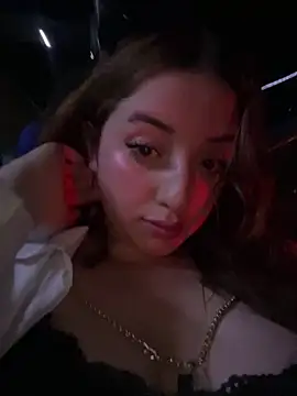 Snapshot of Baby__Otaku chatting on 10-30-25, 11:27 Baby Otaku online show from 10-30-25, 11:27