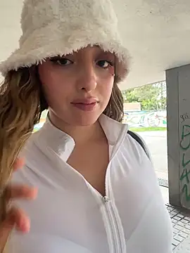 Baby  Otaku online show from 03-15-26, 04:35