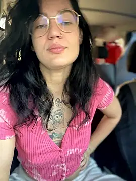 MeekyRich online show from 09-27-25, 01:43