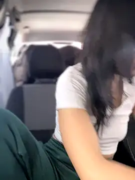 Snapshot of MeekyRich chatting on 11-12-25, 04:02 MeekyRich online show from 11-12-25, 04:02