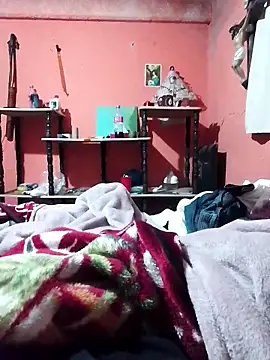 Snapshot of luuiss12 chatting on 03-12-26, 09:48 luuiss12 online show from 03-12-26, 09:48