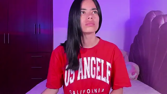 BellaSun  online show from 09-13-25, 04:34