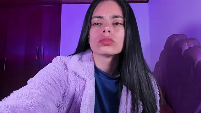 BellaSun  online show from 10-01-25, 04:51