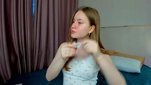 Candy Cansew online show from 09-20-25, 12:11