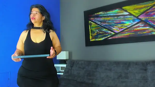 Snapshot of cinderella_jackson chatting on 03-22-25, 05:09 cinderella jackson online show from 03-22-25, 05:09