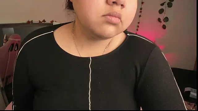 Snapshot of Paprika_ chatting on 09-13-25, 05:35 Paprika online show from 09-13-25, 05:35