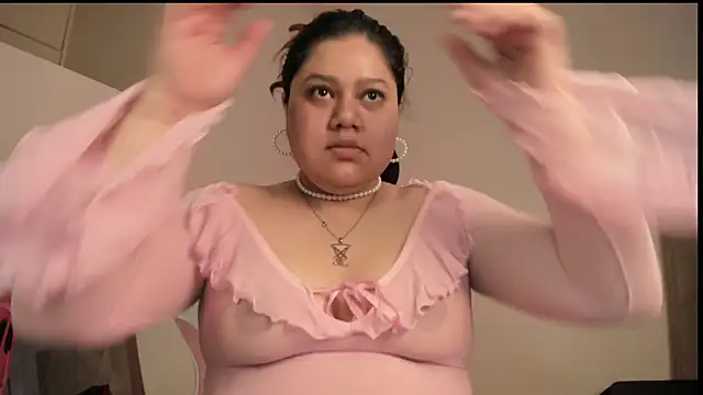 Snapshot of Paprika_ chatting on 11-09-25, 06:17 Paprika online show from 11-09-25, 06:17