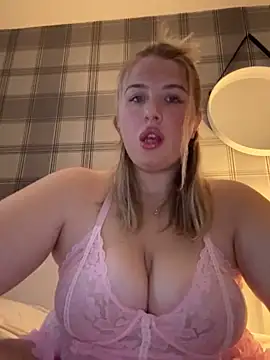 CutieCurvyGirlxo online show from 09-14-25, 05:01